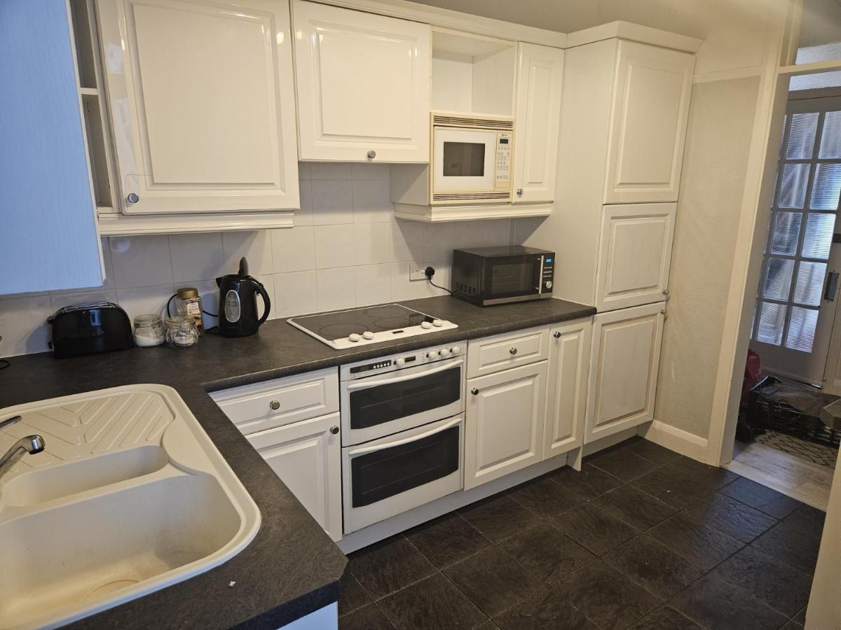 Leigh-On-Sea Retreat - 2 Bedroom Apartment Eksteriør bilde